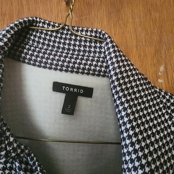 Torrid coat - Picture 3 of 3